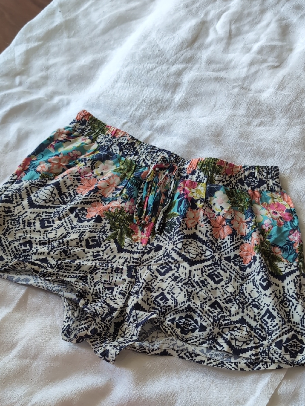 Floral & Navy Pattern Lightweight Shorts